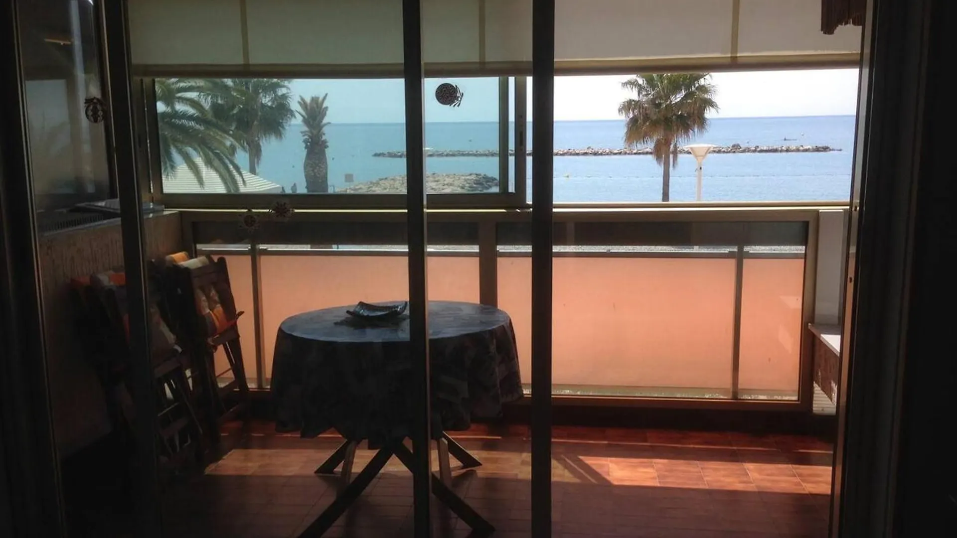 Appartement Cosy A Saint Laurent Du Var 27M² Terrasse Saint-Laurent-du-Var