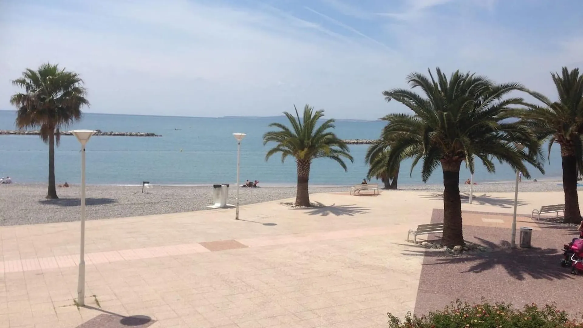 Appartement Cosy A Saint Laurent Du Var 27M² Terrasse Apartment