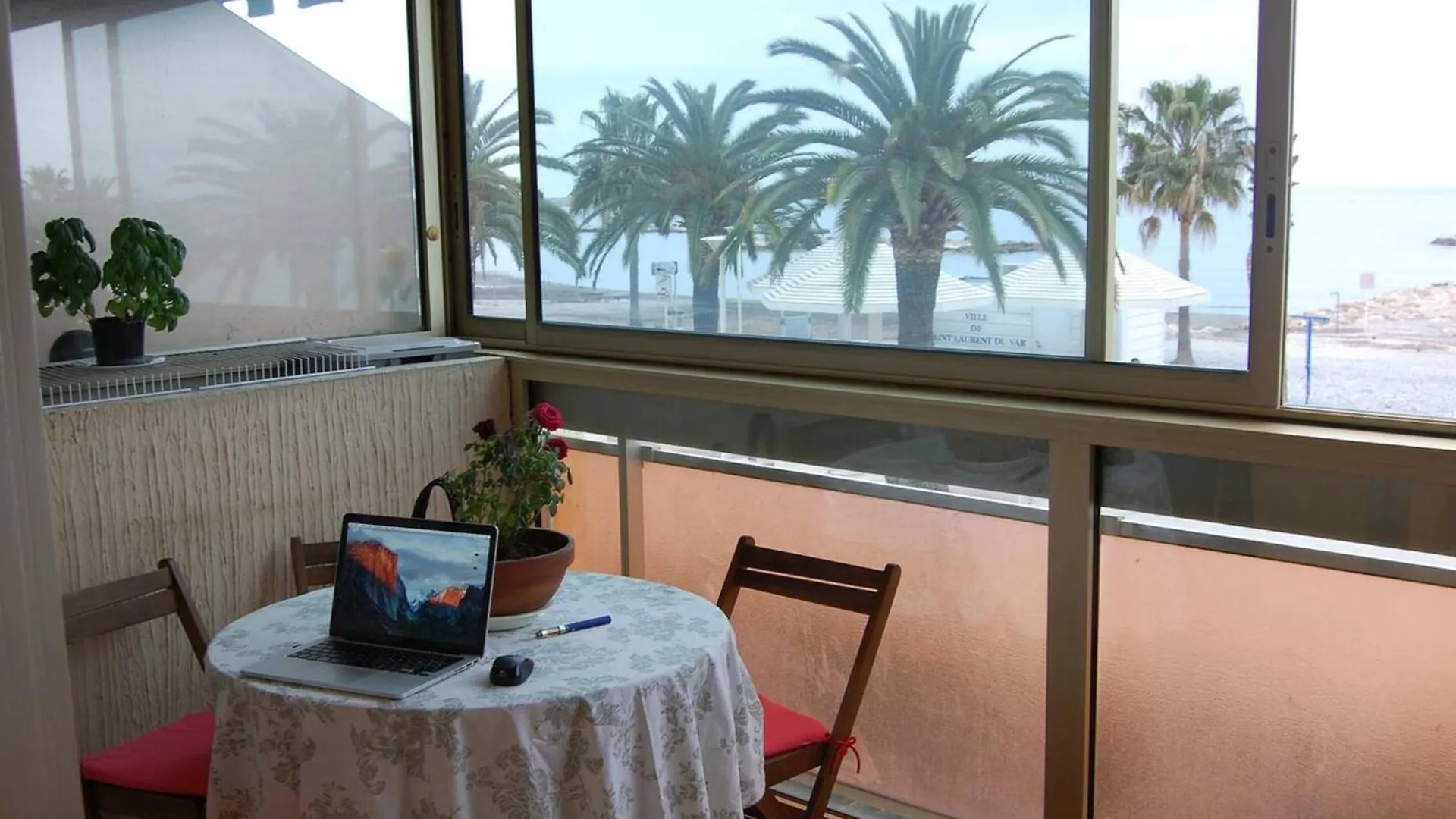 Appartement Cosy A Saint Laurent Du Var 27M² Terrasse